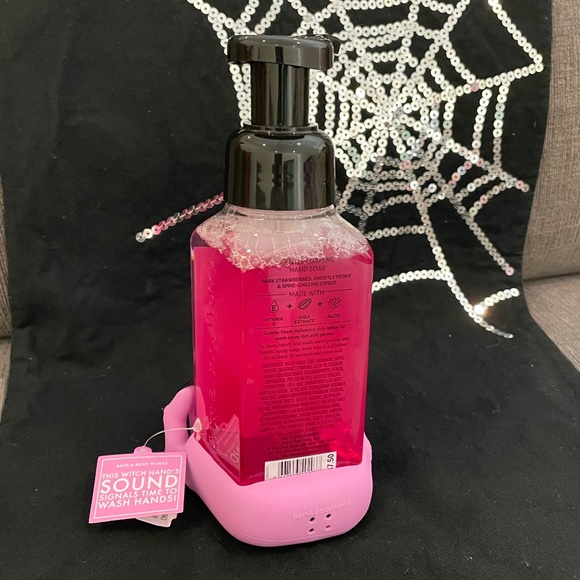 BBW Halloween Witch Hand Soap Holder and PocketBac Holder - Picture 7 of 10